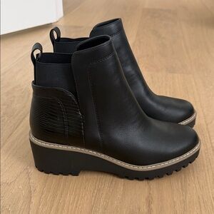 DV by Dolce Vita Rielle Ankle Boots